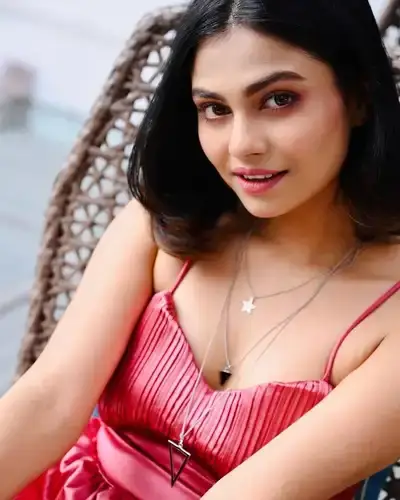 Call Girls Service in Nainpur